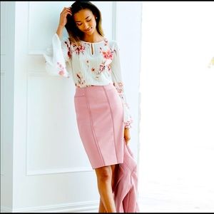 WHBM Floral Pintucked Blouse Pink/Ivory 🌸